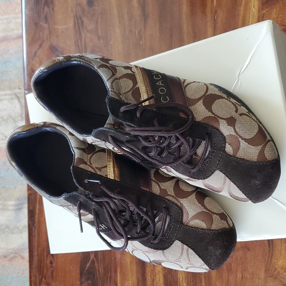 ♨️SOLD ELSEWHERE👟Gently Used Coach Sneakers👟 - Picture 1 of 4